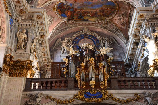 Klasztor benedyktynów w Broumov